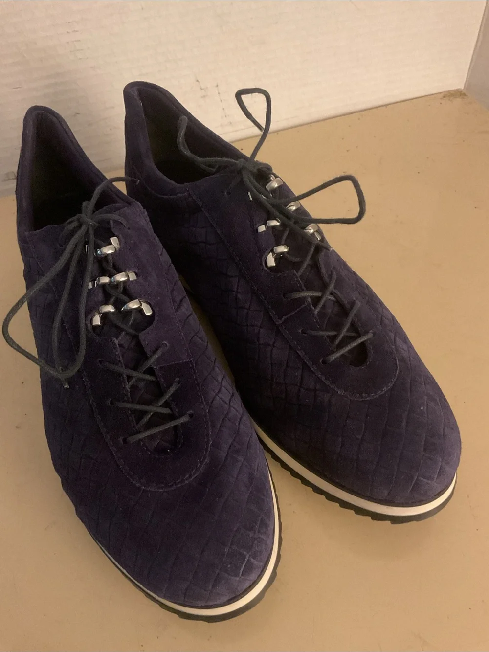 Stuart Weitzman women deep purple suede quilted platform sneakers US 9.5
